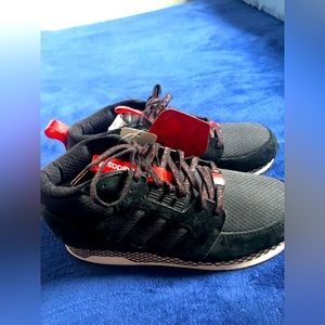 Adidas ZX Casual Mid - 9 US - Red/Black